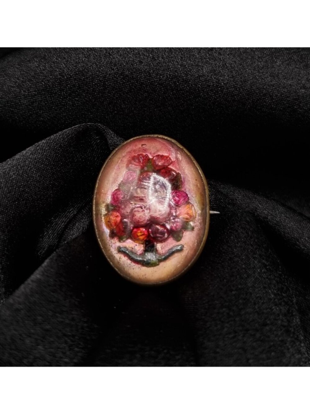 Antique Early 20th Century Hand-Painted Floral Motif Oval Brooch
